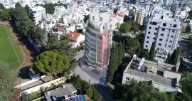 Kyrenia, center. Apartment 2+1.